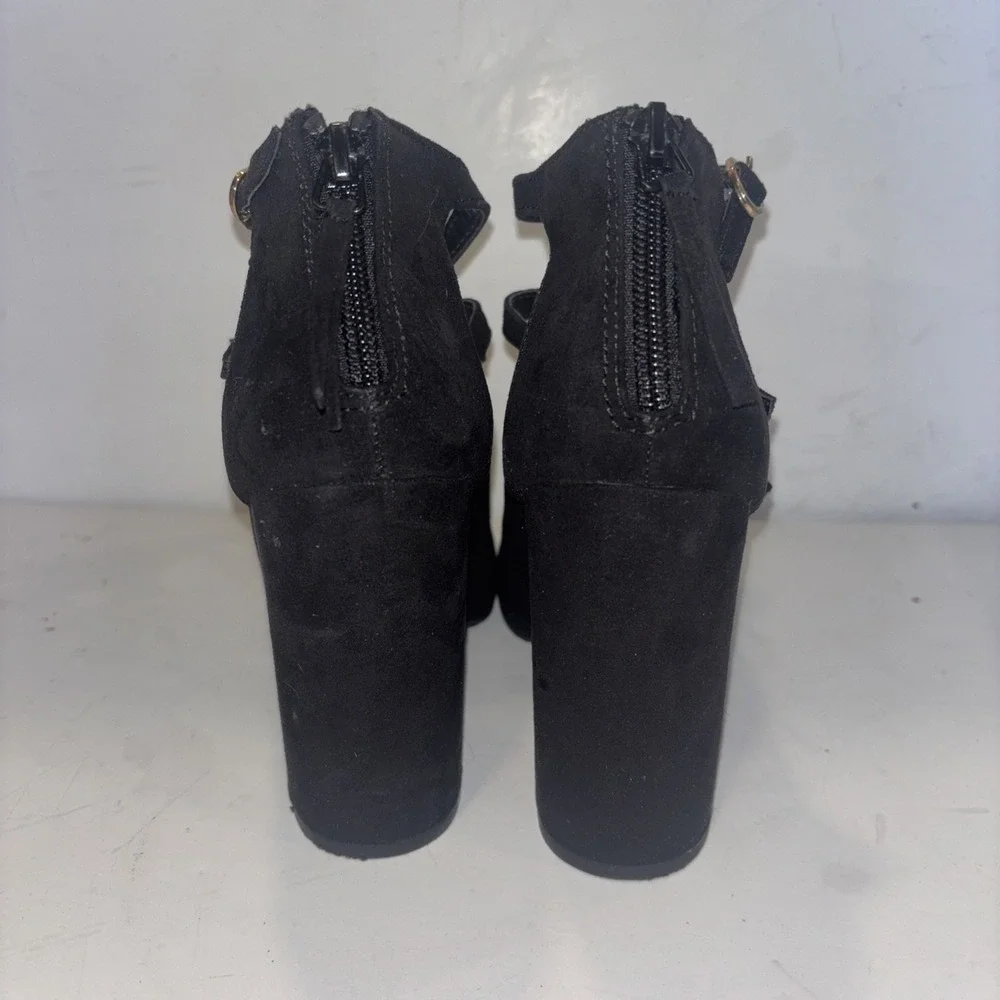 LC Lauren Conrad Black Bellflower Strappy Mary Jane Heel, Size 7